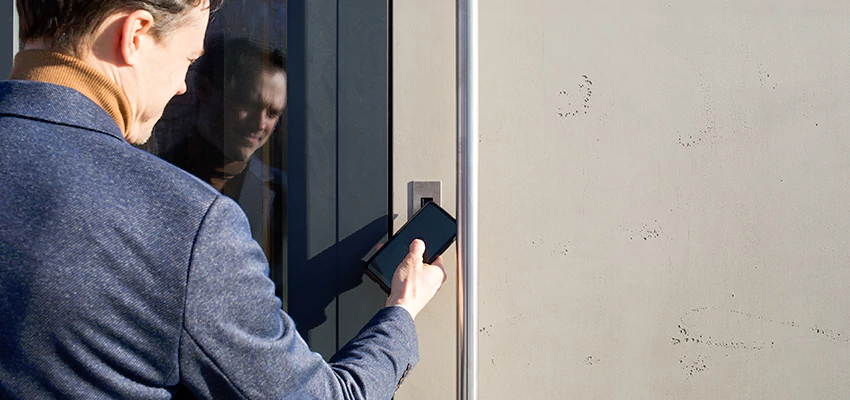 Police Recommended Rekey Locksmith in Tamiami, Florida