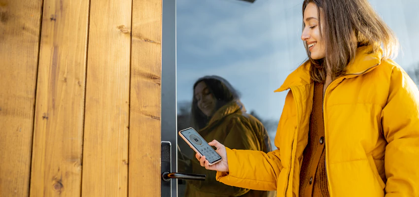Fingerprint Smart Locks Installation Services in Tamiami, Florida