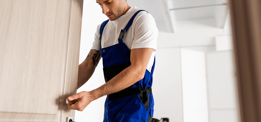 Car Lock Repair And Installation Expert in Tamiami, FL