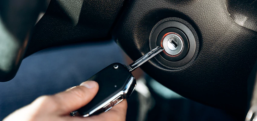 Car Key Replacement Locksmith in Tamiami, Florida