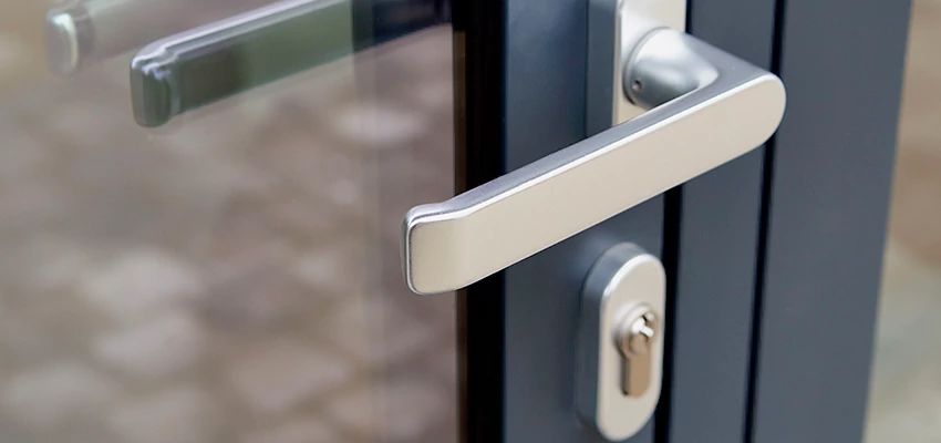 Broken Door Lock Cylinder Repair in Tamiami, Florida