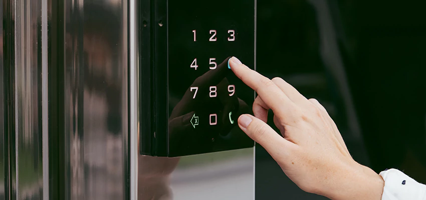 Keyless Door Entry System in Tamiami, FL
