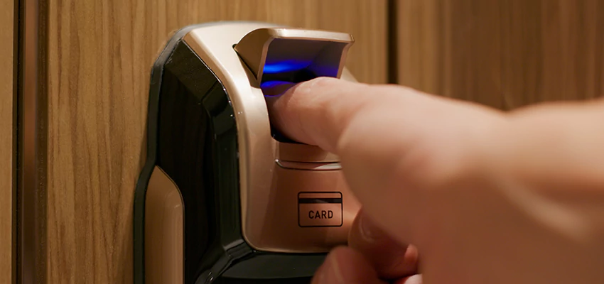 Locksmith Company For Window Lock Installation in Tamiami, Florida