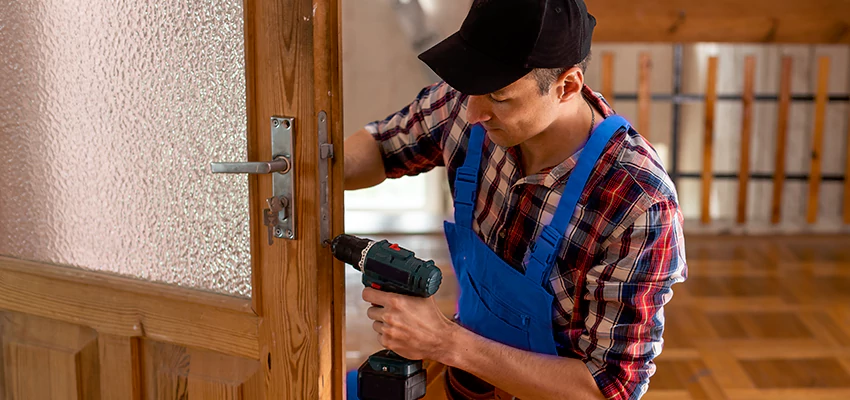 Trusted Local Digital Locks Locksmith Repair in Tamiami, Florida