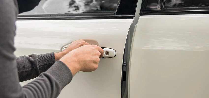 Unlock Car Door Service in Tamiami