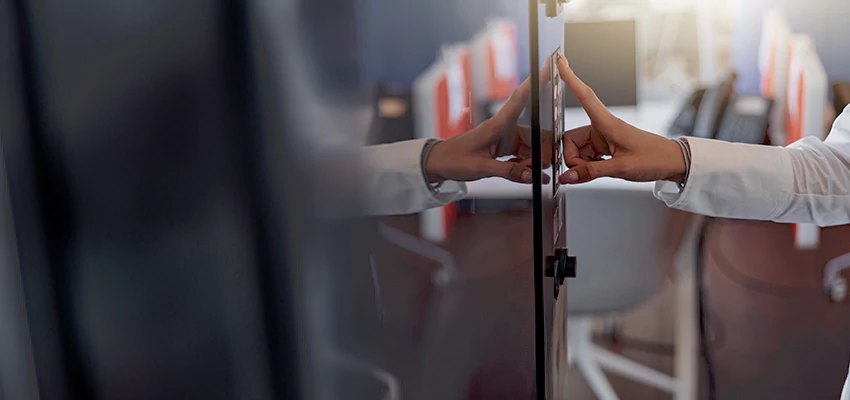 Property Management Locksmith For Key Programming in Tamiami, FL
