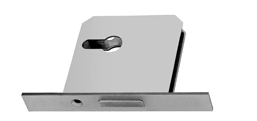 Fix A Deadbolt Door Lock in Tamiami, Florida